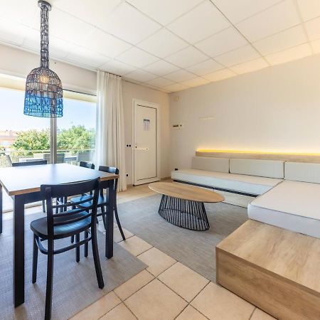 Apartaments Terraza - Salata Mar Roses Eksteriør bilde