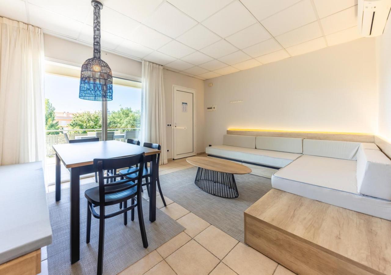 Apartaments Terraza - Salata Mar Roses Eksteriør bilde